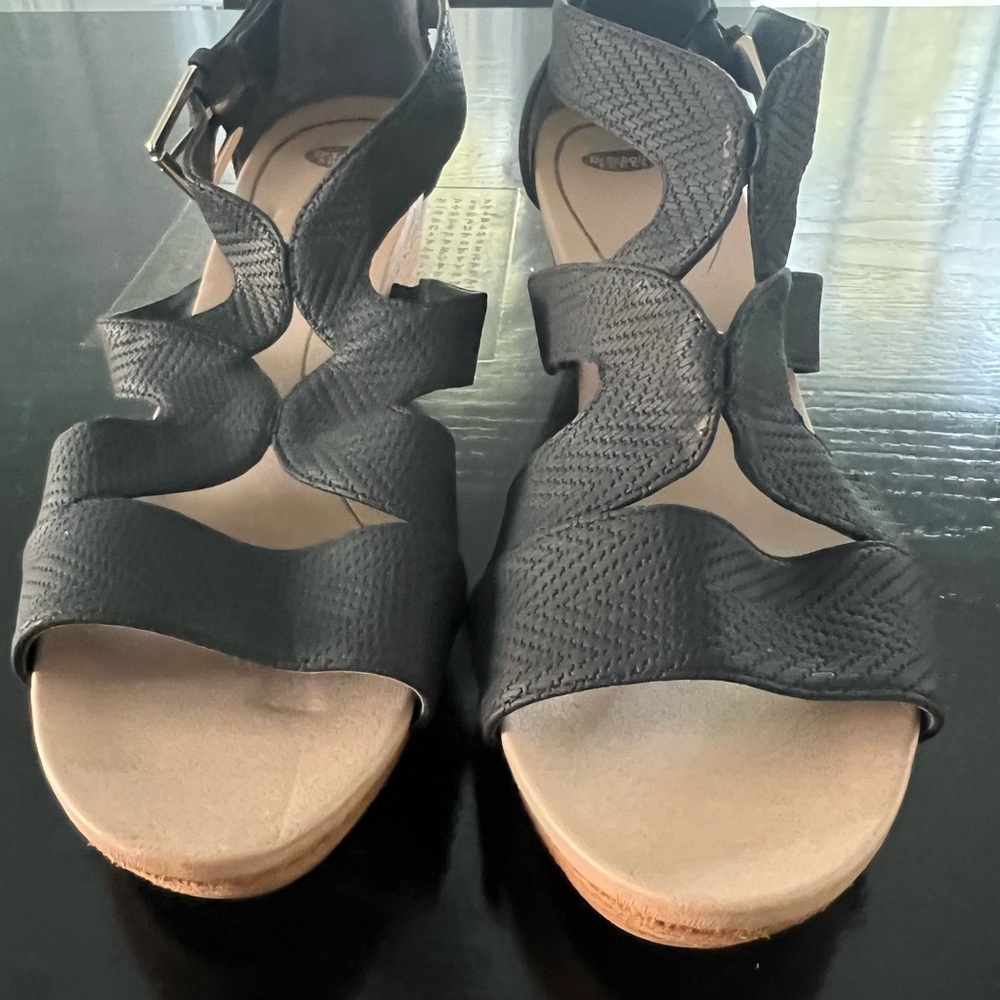 Dr. Scholl's Black Textured Sandals
